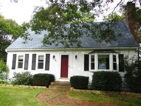 27 Pequot Road Mashpee MA 02649