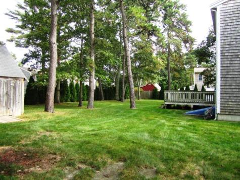 27 Pequot Road Mashpee MA 02649