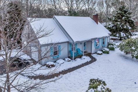 9 Washburn Place Dennis MA 02641