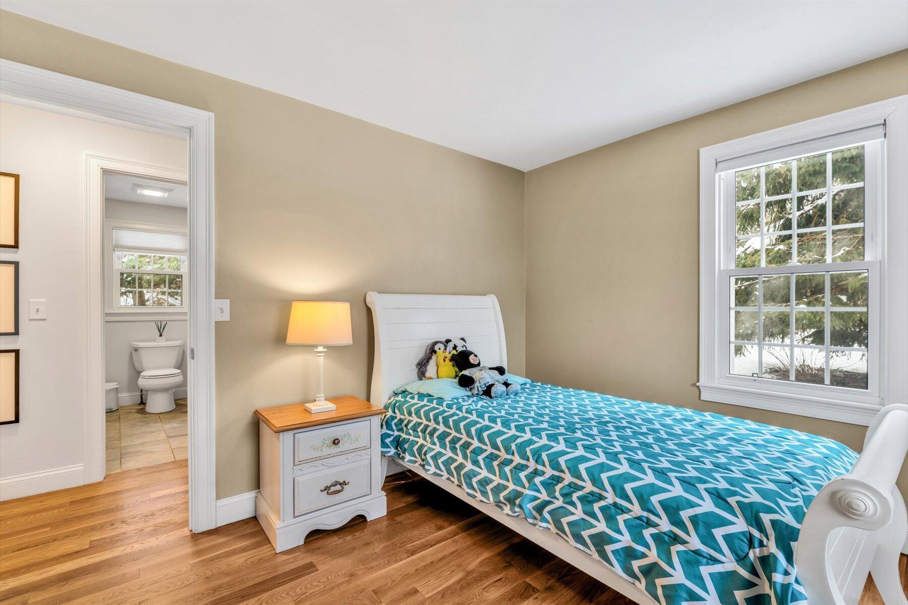 9 Washburn Place Dennis MA 02641