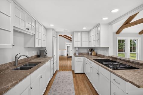 72 Hathaway Road Osterville MA 02655