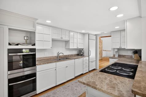 72 Hathaway Road Osterville MA 02655