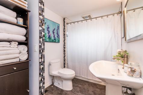9 Mansfield Avenue Barnstable MA 02648
