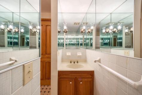 2 Hibbs Lane Falmouth MA 02540
