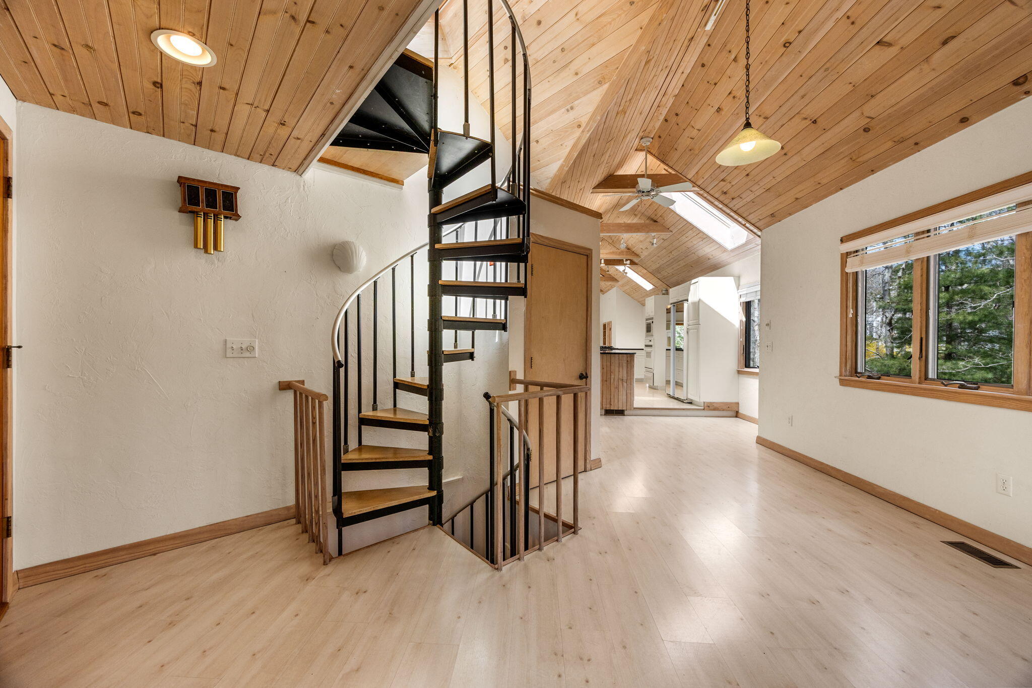 2 Hibbs Lane Falmouth MA 02540