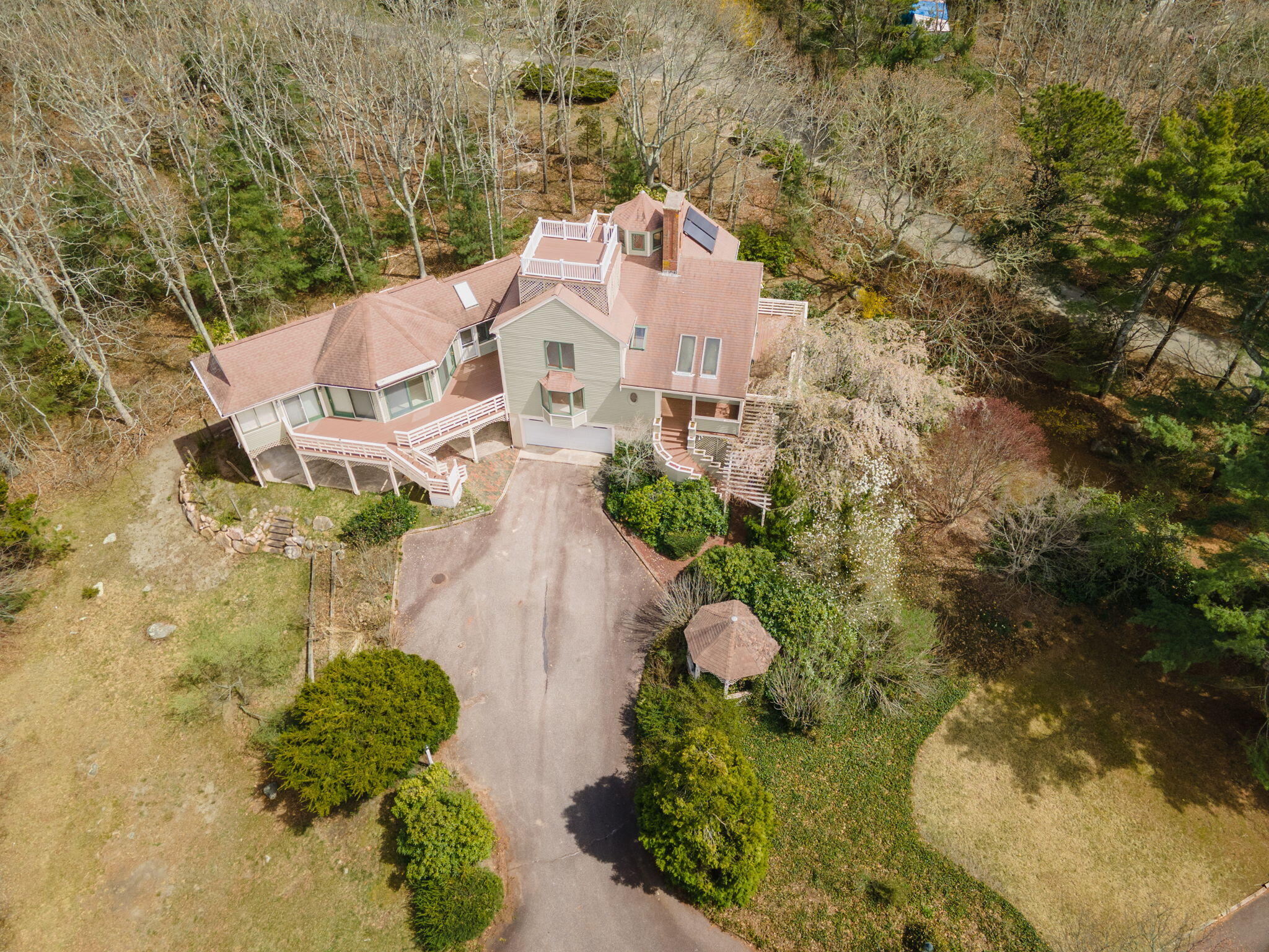 2 Hibbs Lane Falmouth MA 02540