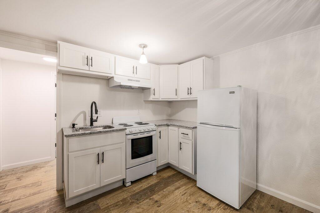 35 Pinecrest Avenue Mashpee MA 02649
