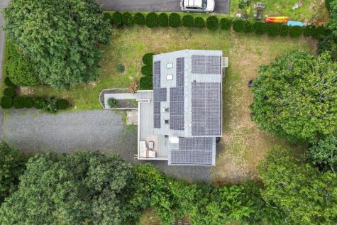 35 Pinecrest Avenue Mashpee MA 02649