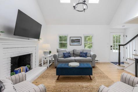 35 Pinecrest Avenue Mashpee MA 02649