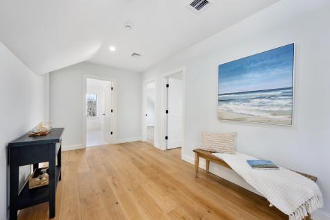 21 Seneca Lane Sandwich MA 02563