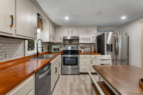 3 Shagbark Road Forestdale MA 02644