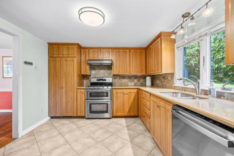 30 Pebble Beach Way Yarmouth MA 02664