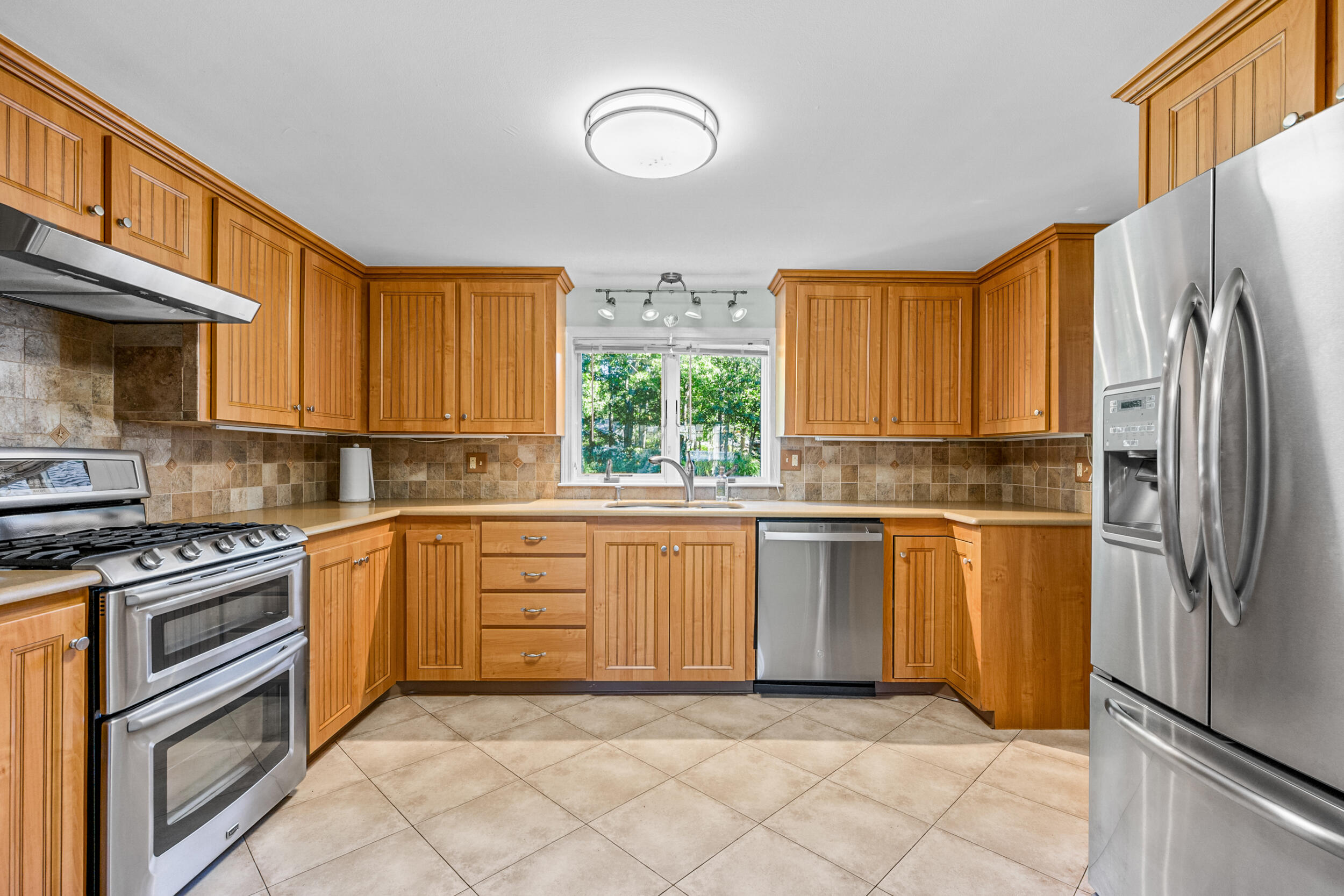 30 Pebble Beach Way Yarmouth MA 02664