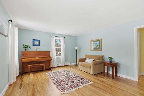 13 Checkerberry Lane Sandwich MA 02644