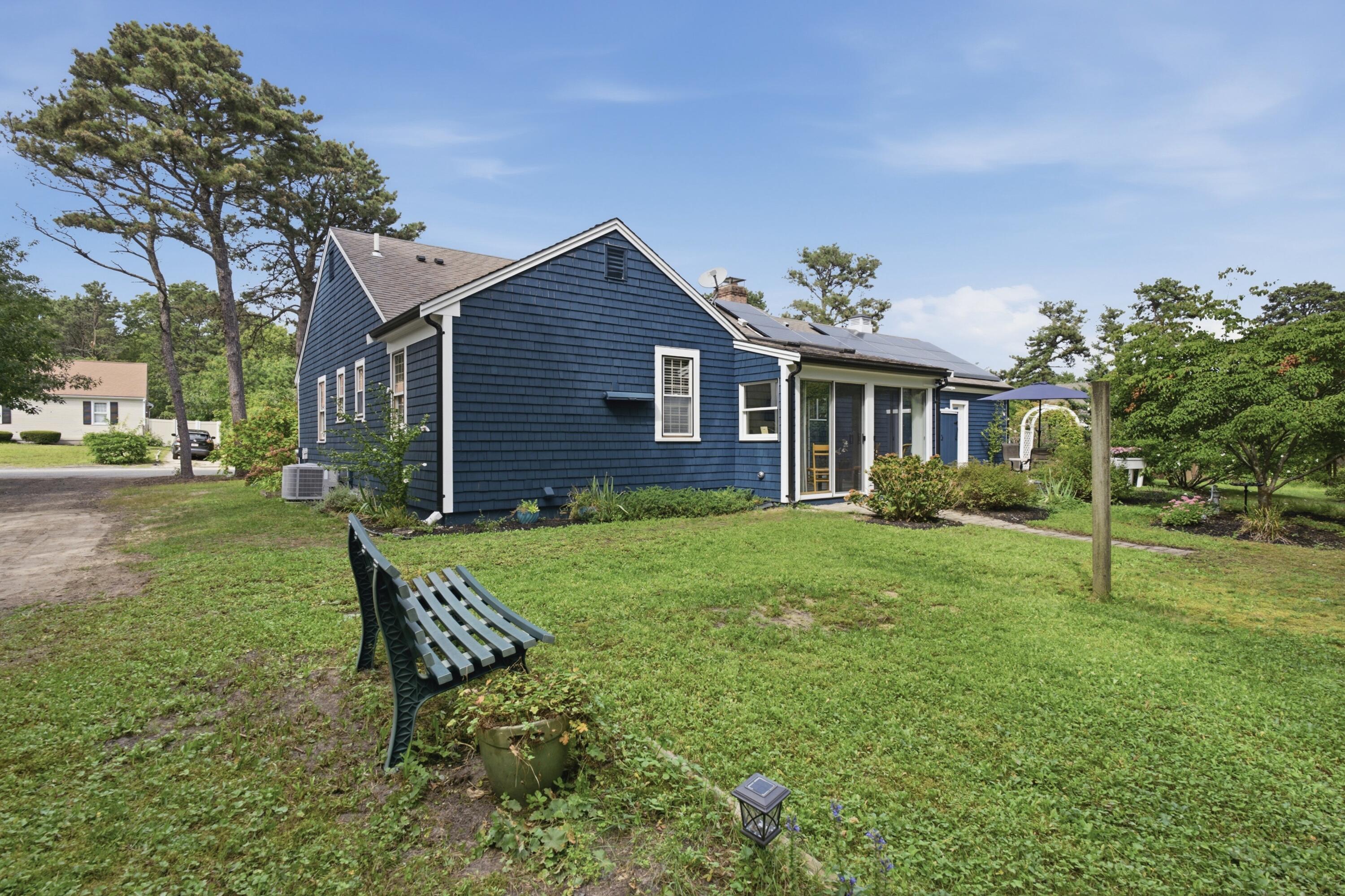 105 Beacon Street South Yarmouth MA 02664