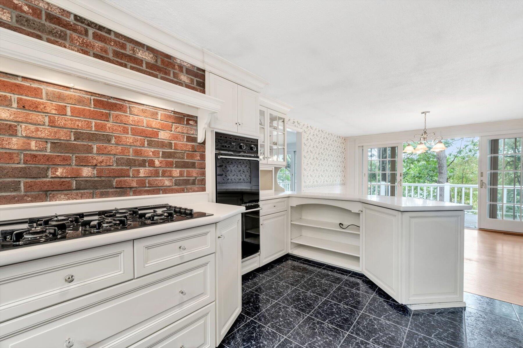 844 W Yarmouth Road Yarmouth Port MA 02675