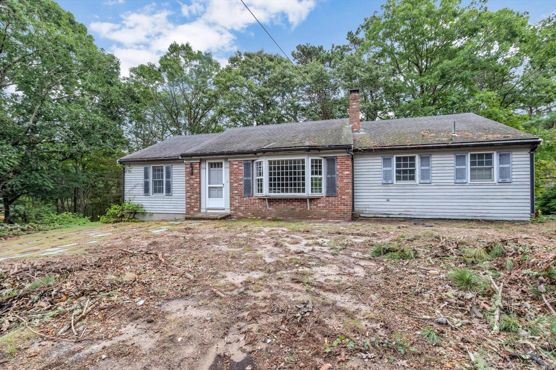 844 W Yarmouth Road Yarmouth Port MA 02675