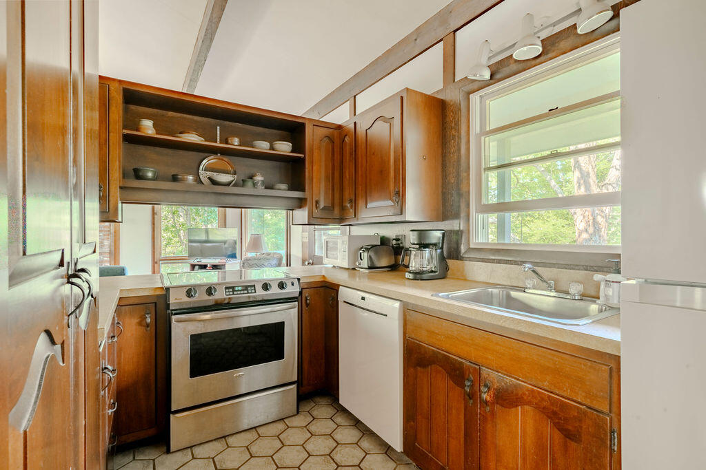 450 Lieutenant Island Road Wellfleet MA 02667