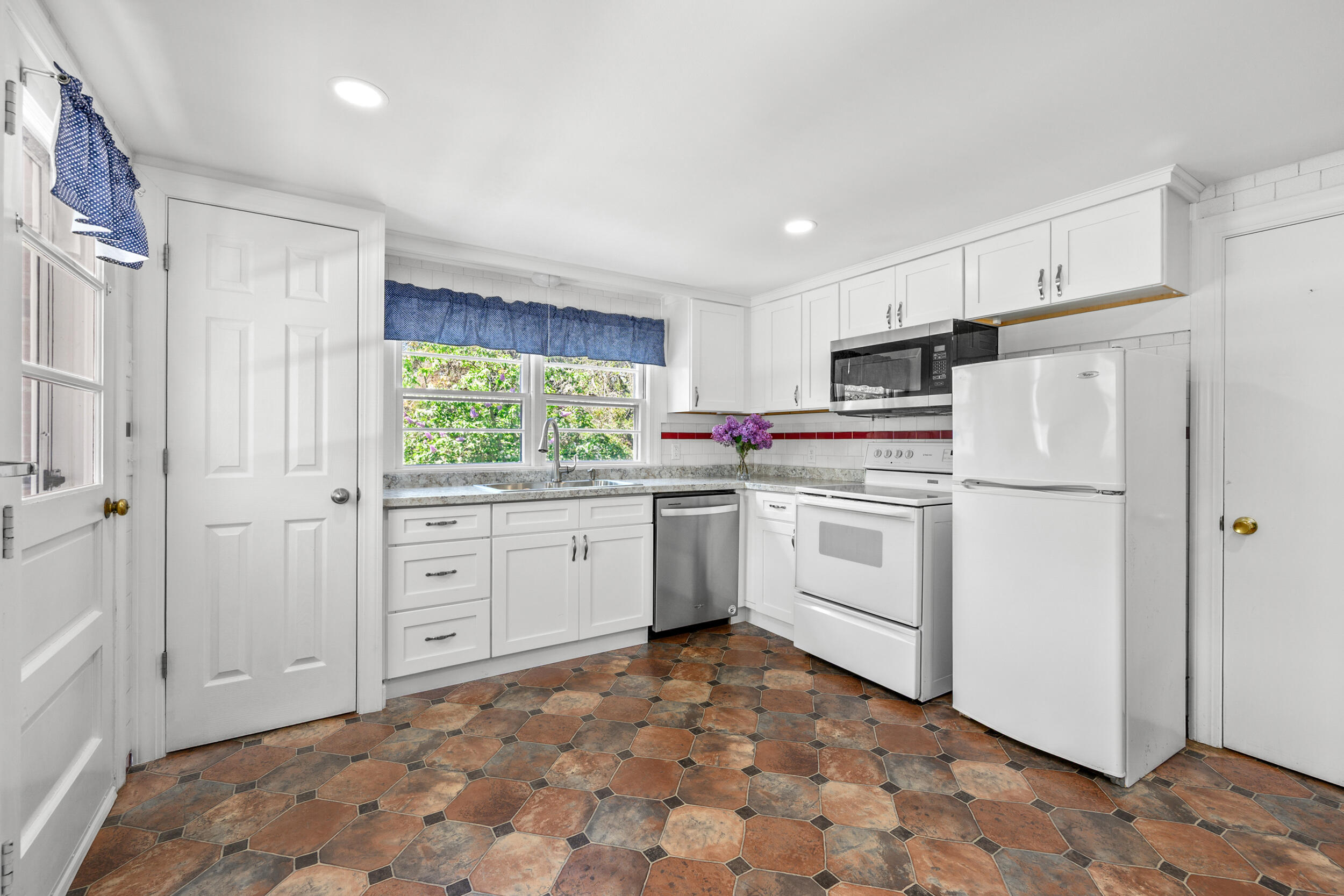 129 Belmont Road Harwich MA 02671