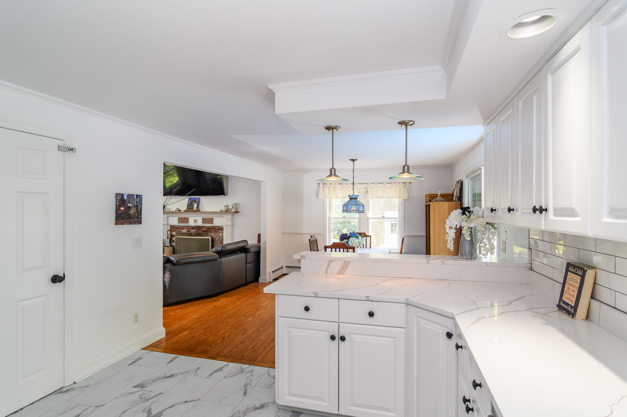 191 James Circle Mashpee MA 02649
