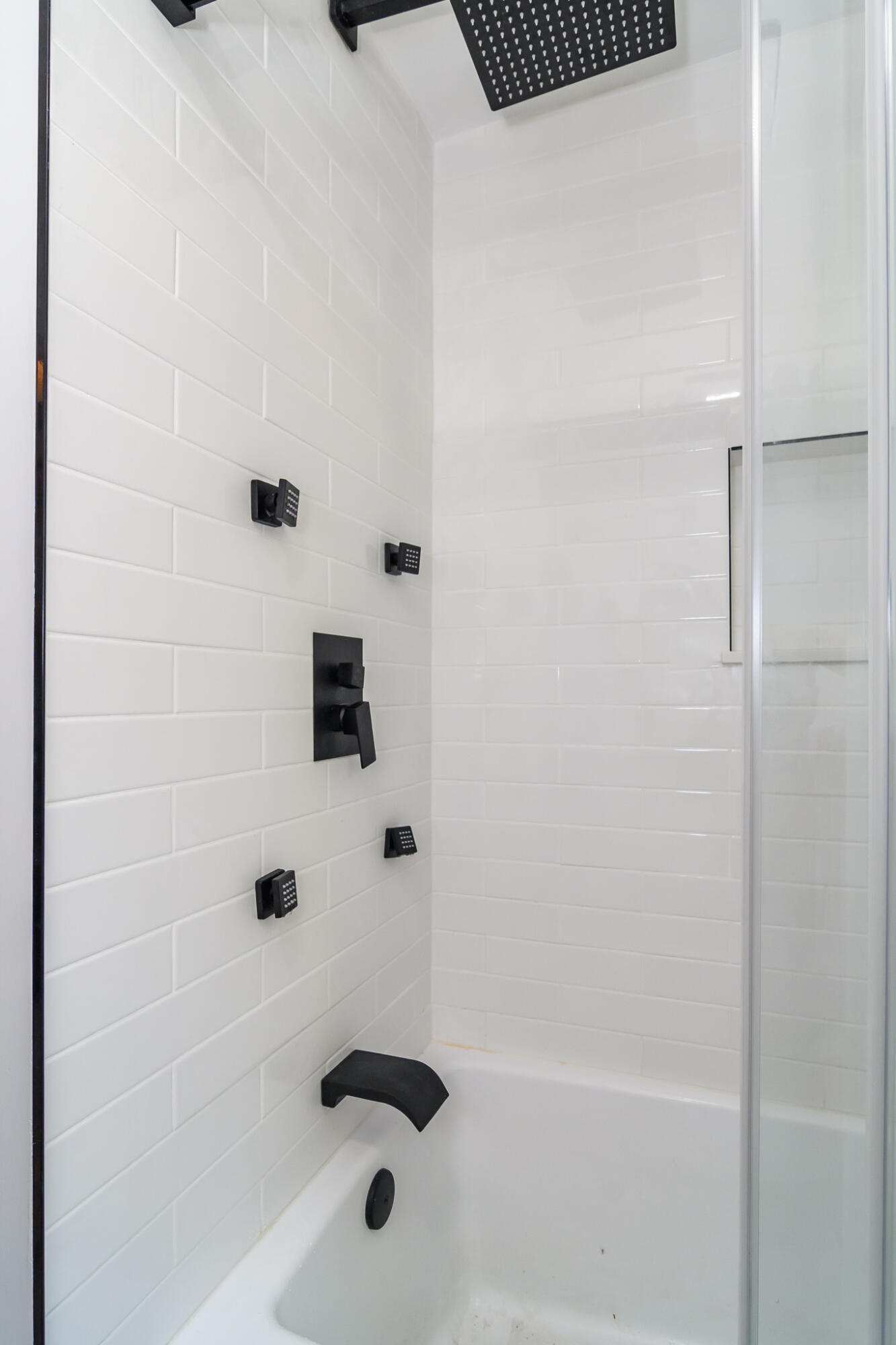 191 James Circle Mashpee MA 02649