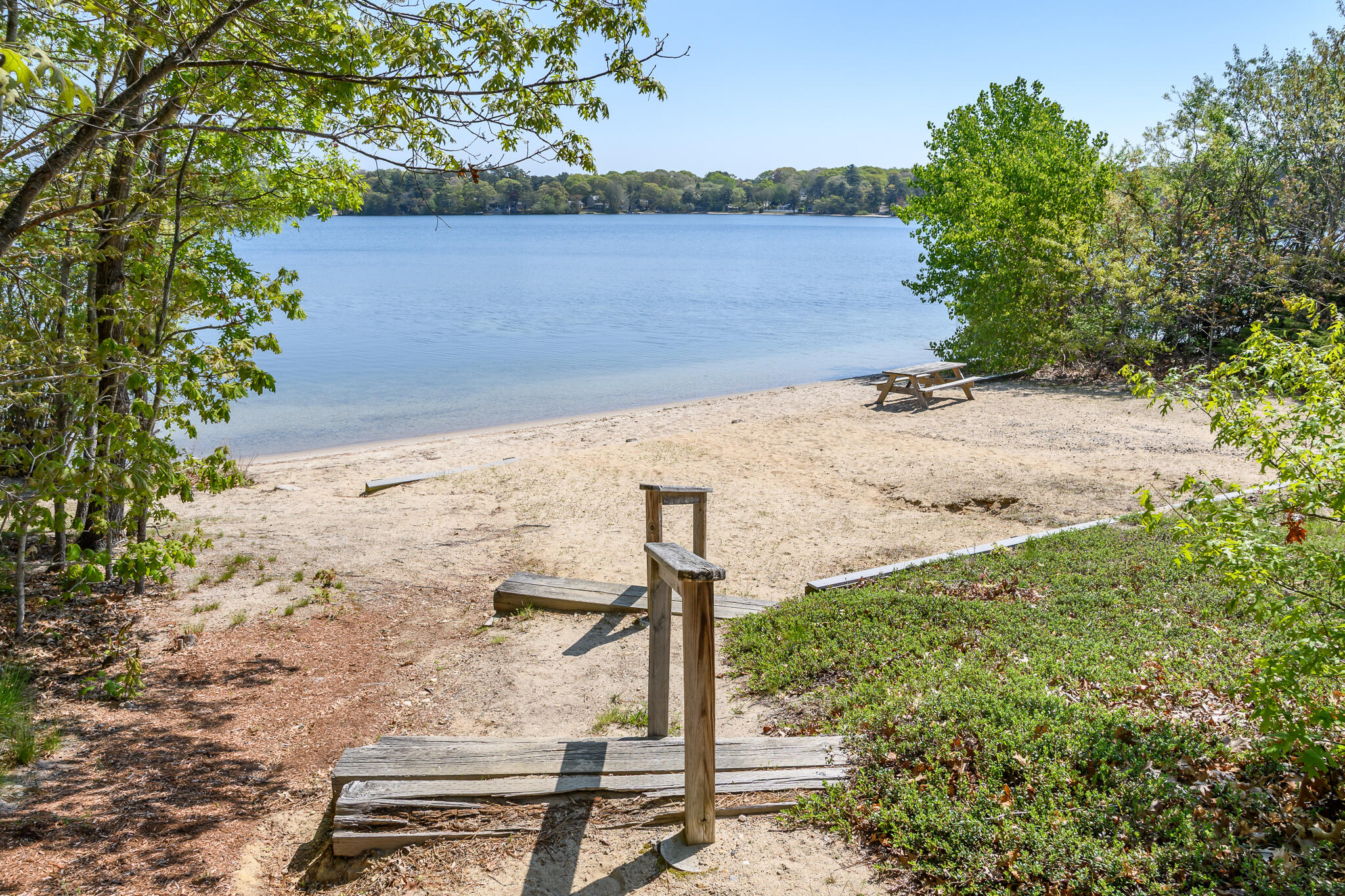 191 James Circle Mashpee MA 02649