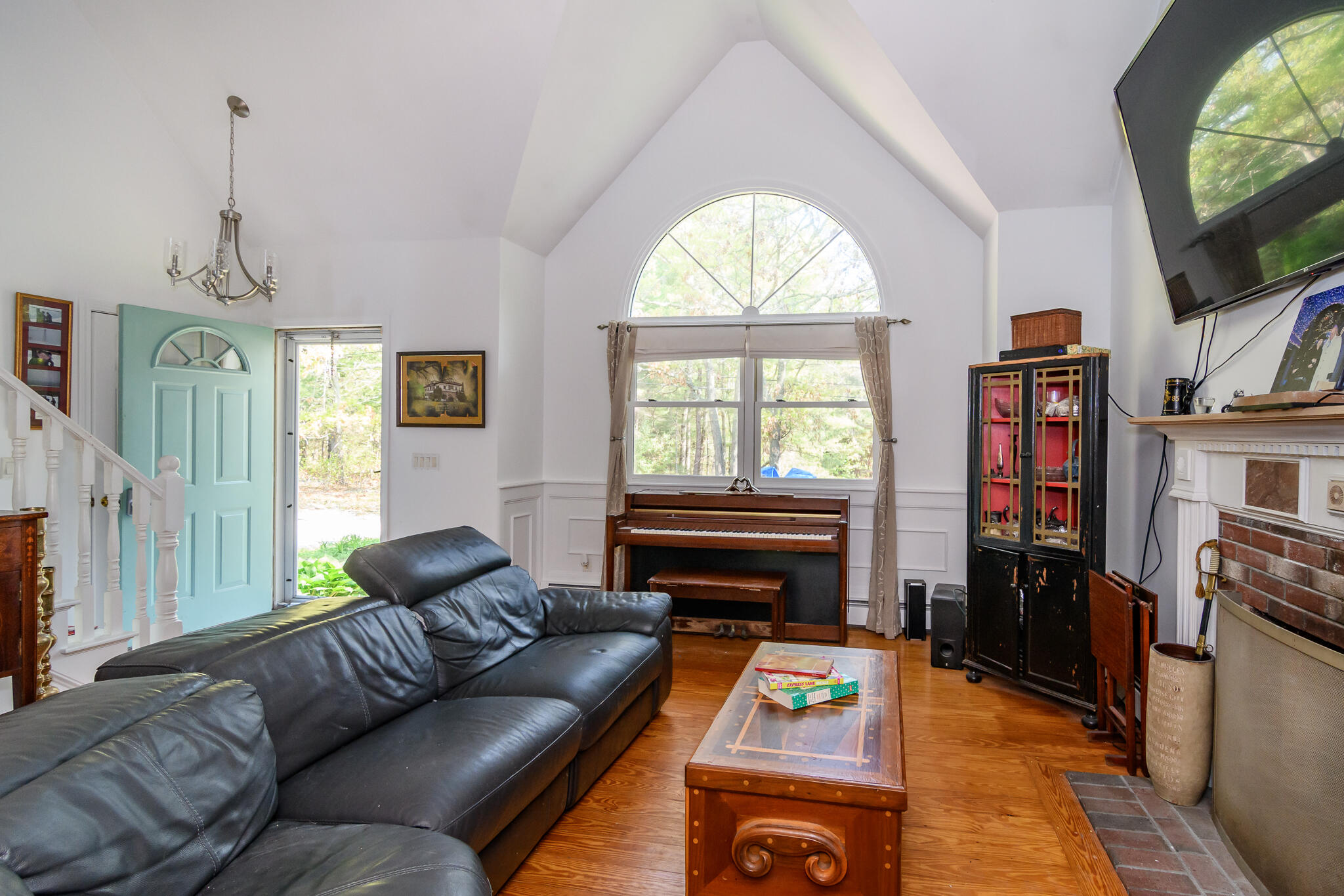 191 James Circle Mashpee MA 02649