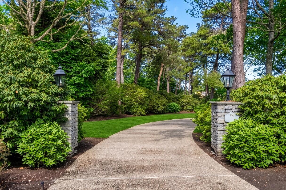 168 Garrison Lane Barnstable MA 02655