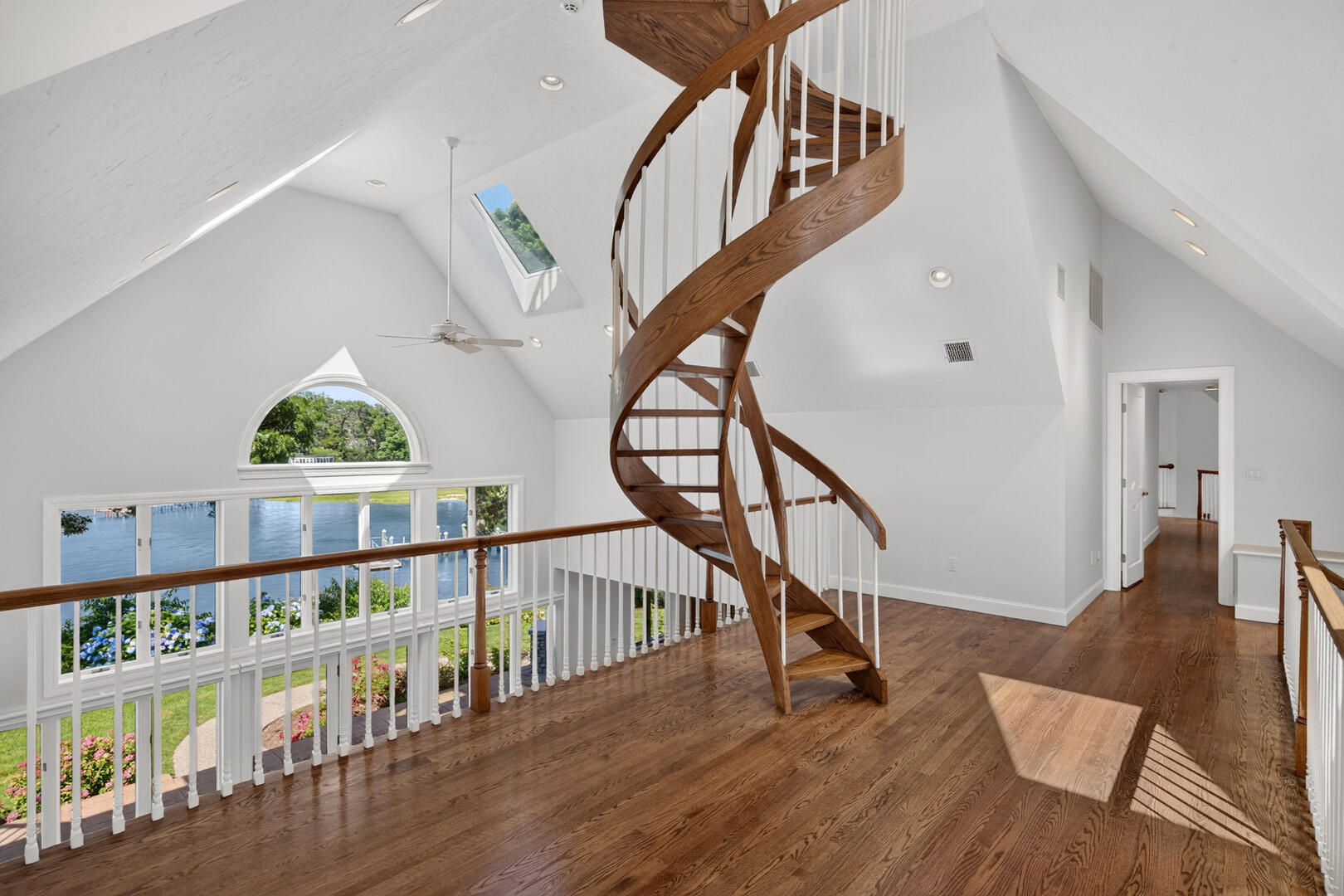 168 Garrison Lane Osterville MA 02655