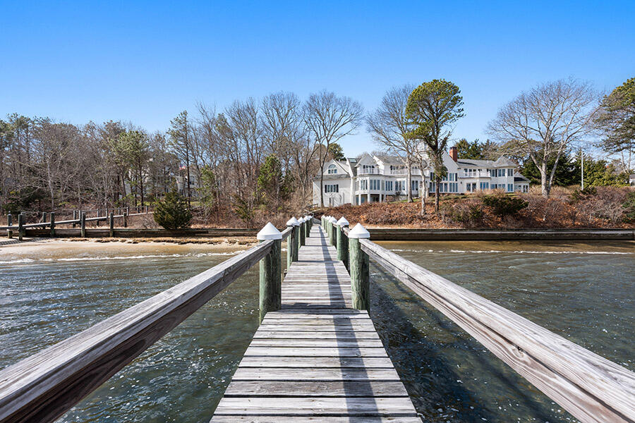 168 Garrison Lane Barnstable MA 02655