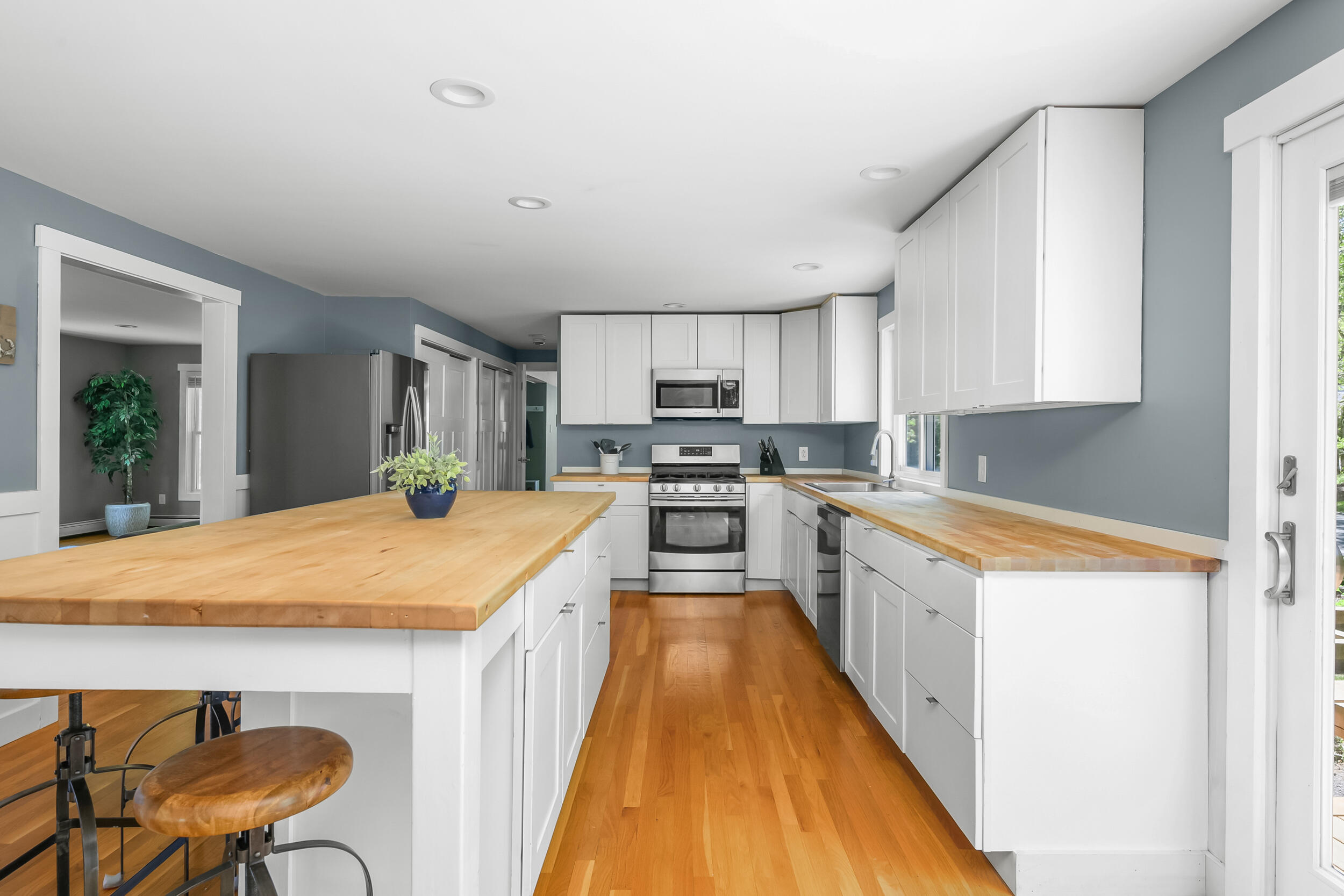 284 Bragg's Lane Barnstable MA 02630