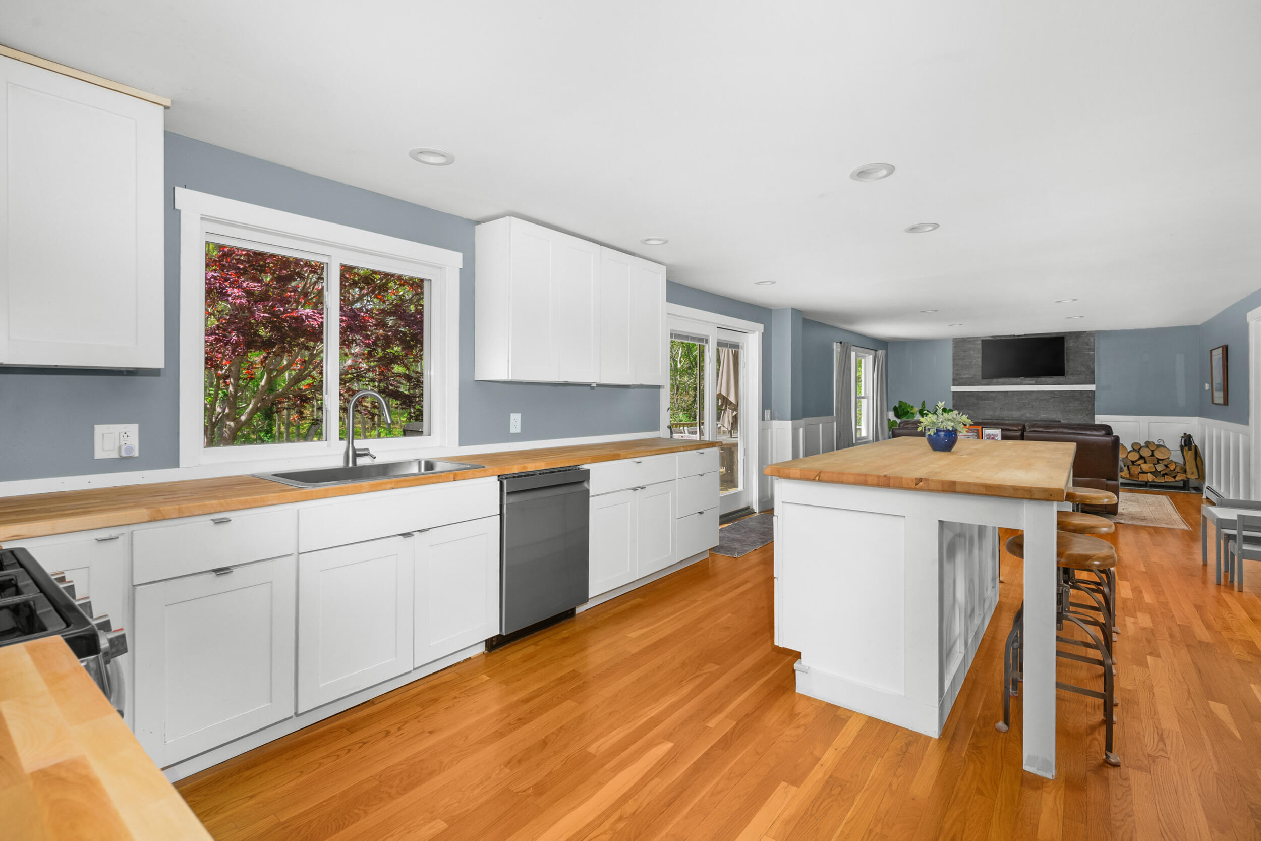 284 Bragg's Lane Barnstable MA 02630
