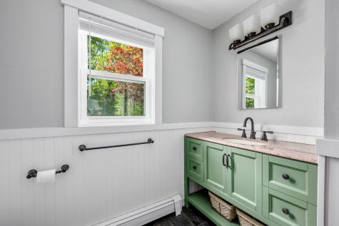 284 Bragg's Lane Barnstable MA 02630