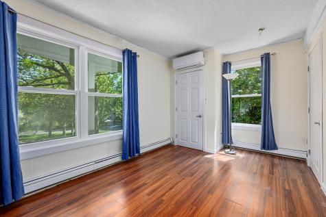 284 Bragg's Lane Barnstable MA 02630