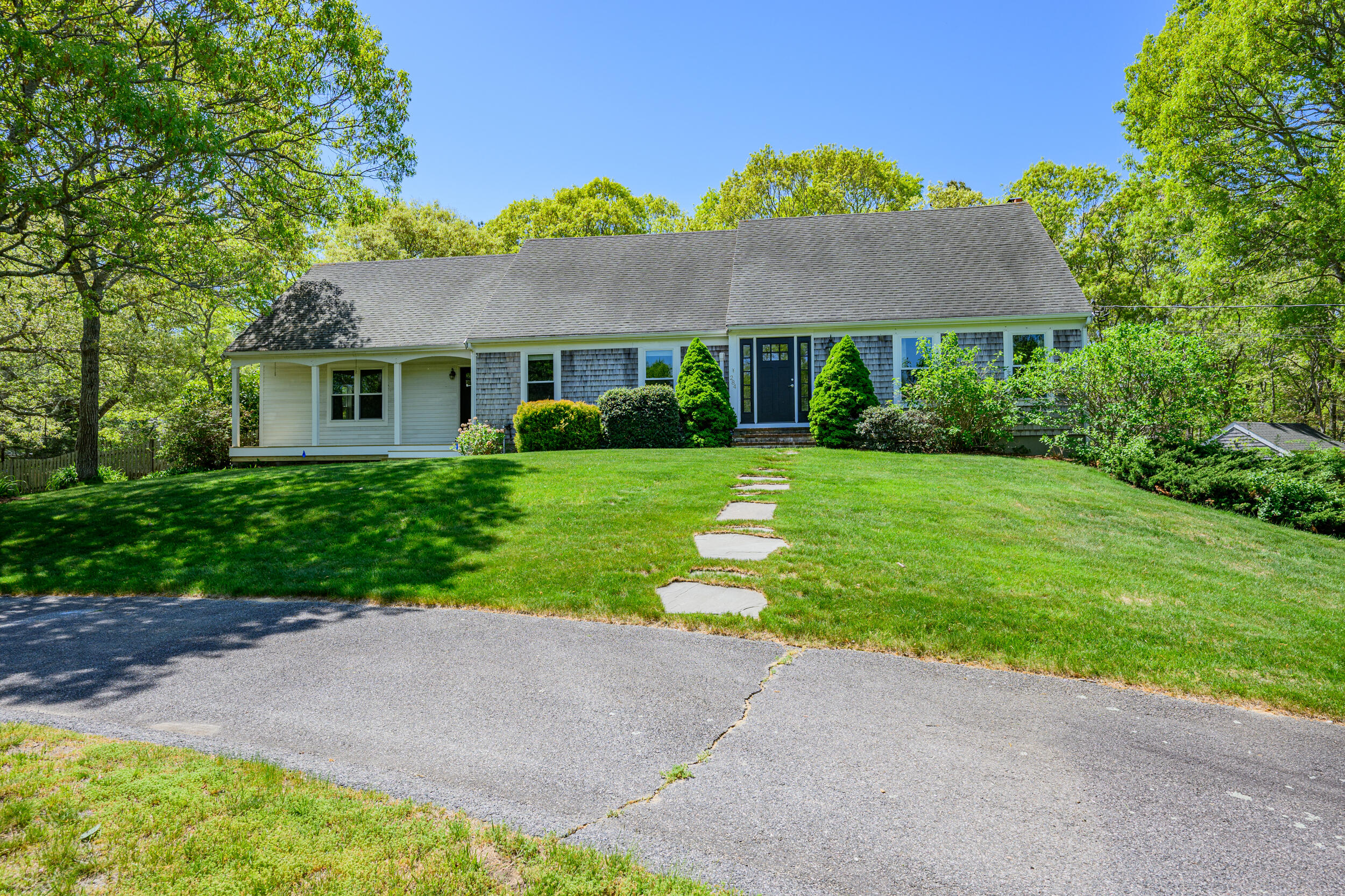 284 Bragg's Lane Barnstable MA 02630
