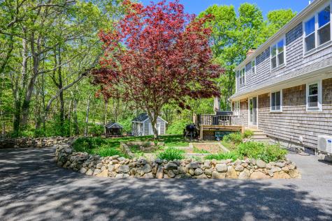 284 Bragg's Lane Barnstable MA 02630