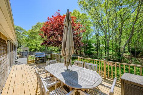 284 Bragg's Lane Barnstable MA 02630