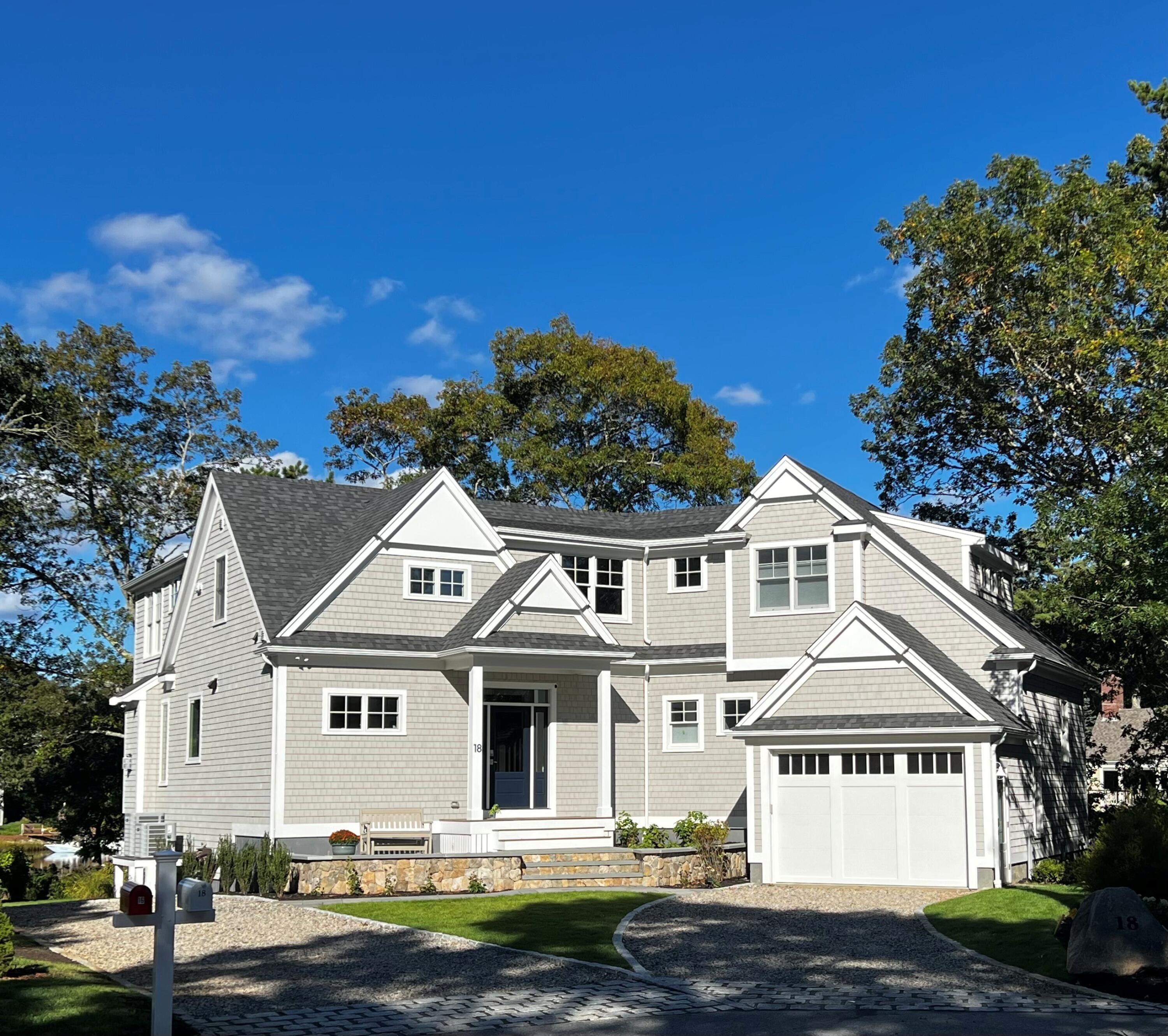 18 Spoondrift Circle Mashpee MA 02649