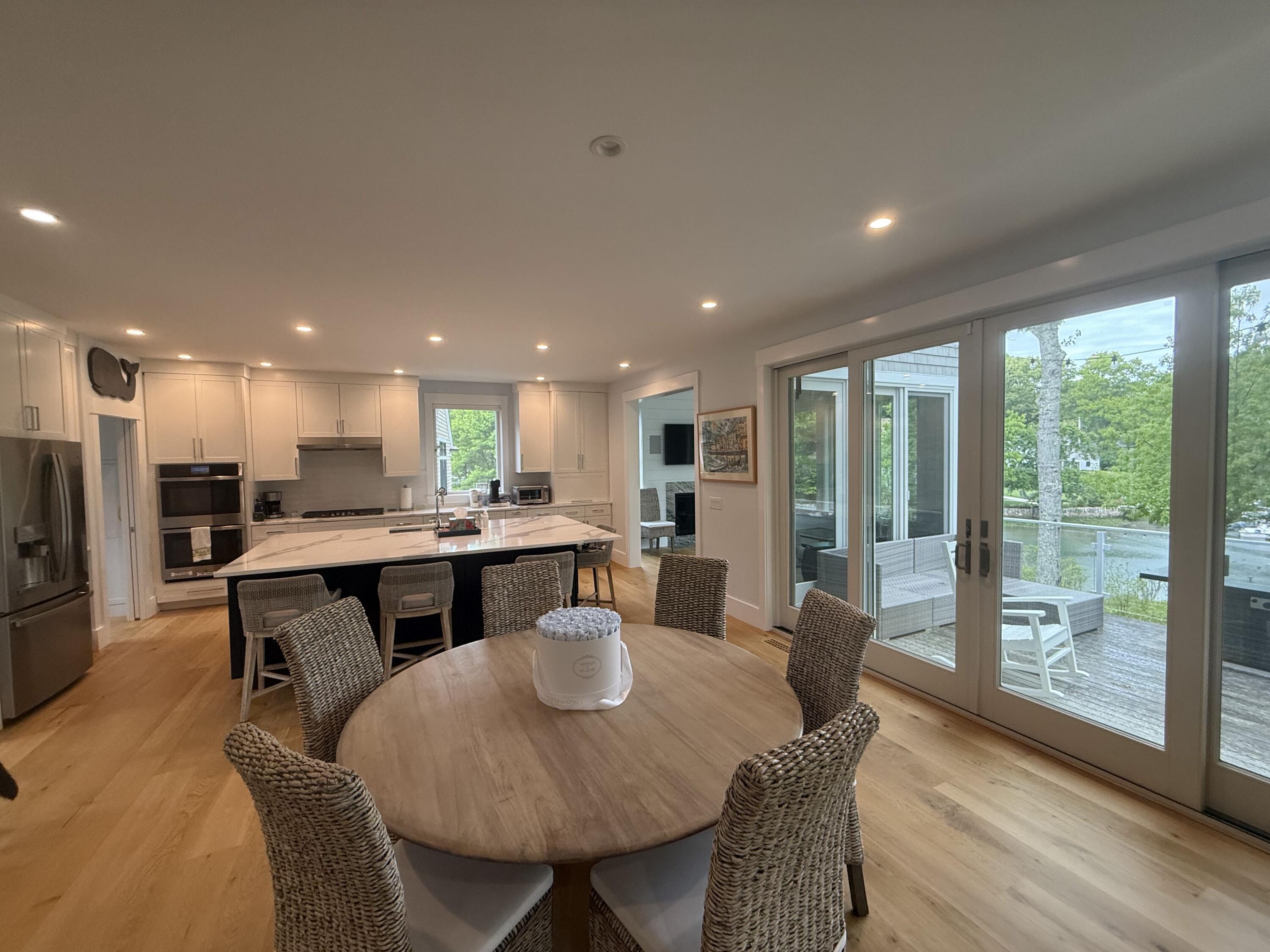 18 Spoondrift Circle Mashpee MA 02649