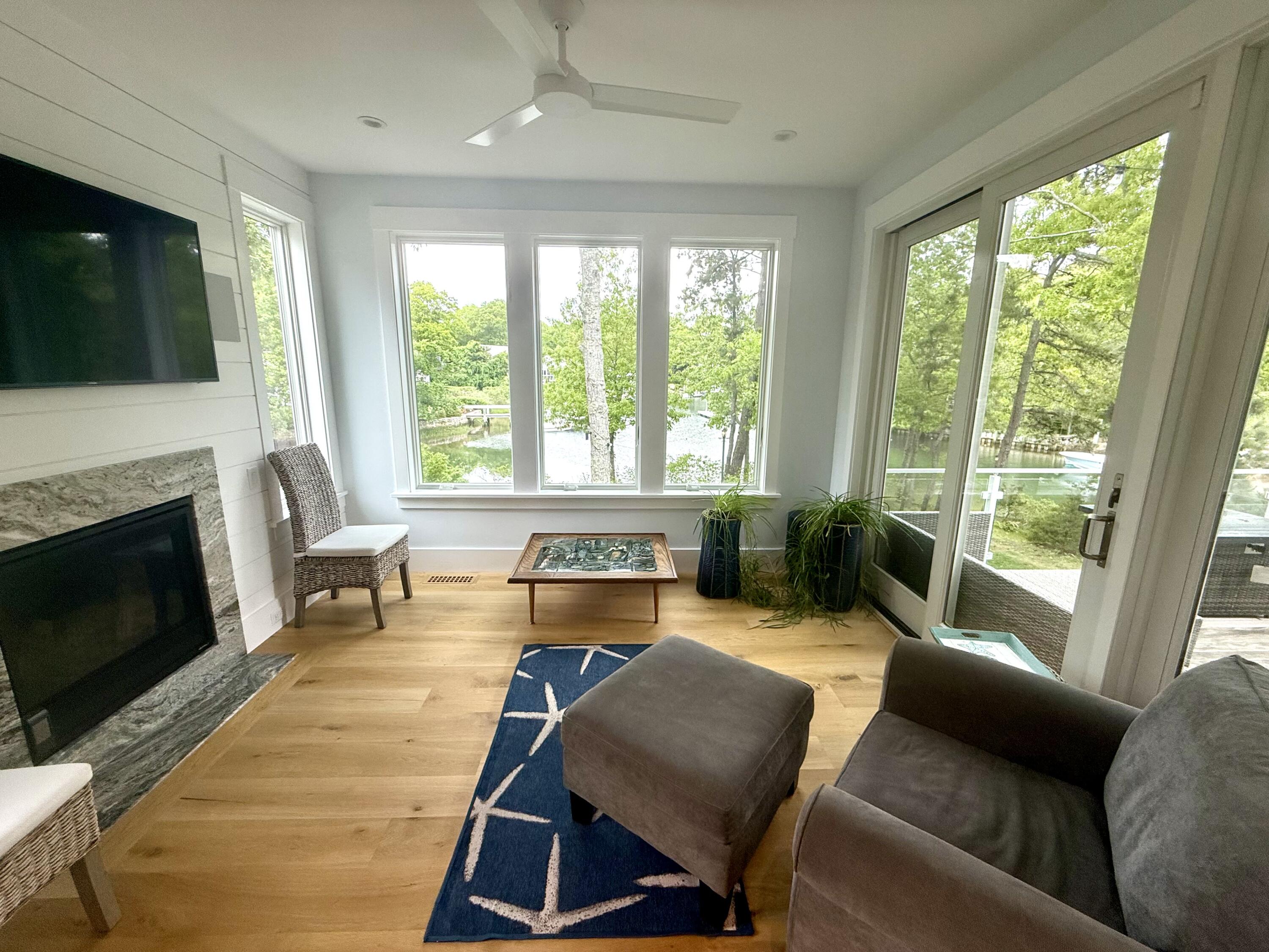 18 Spoondrift Circle Mashpee MA 02649