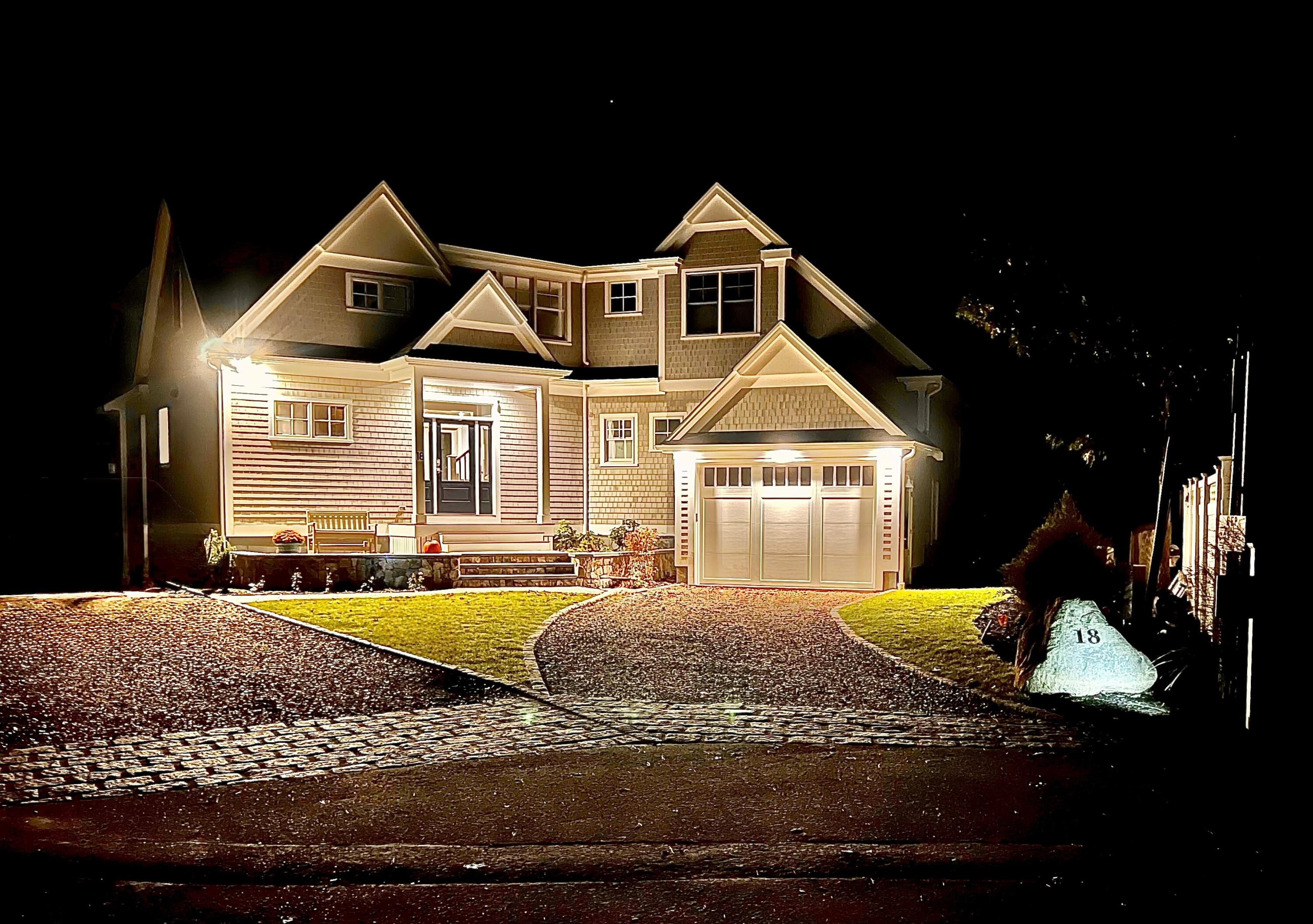 18 Spoondrift Circle Mashpee MA 02649