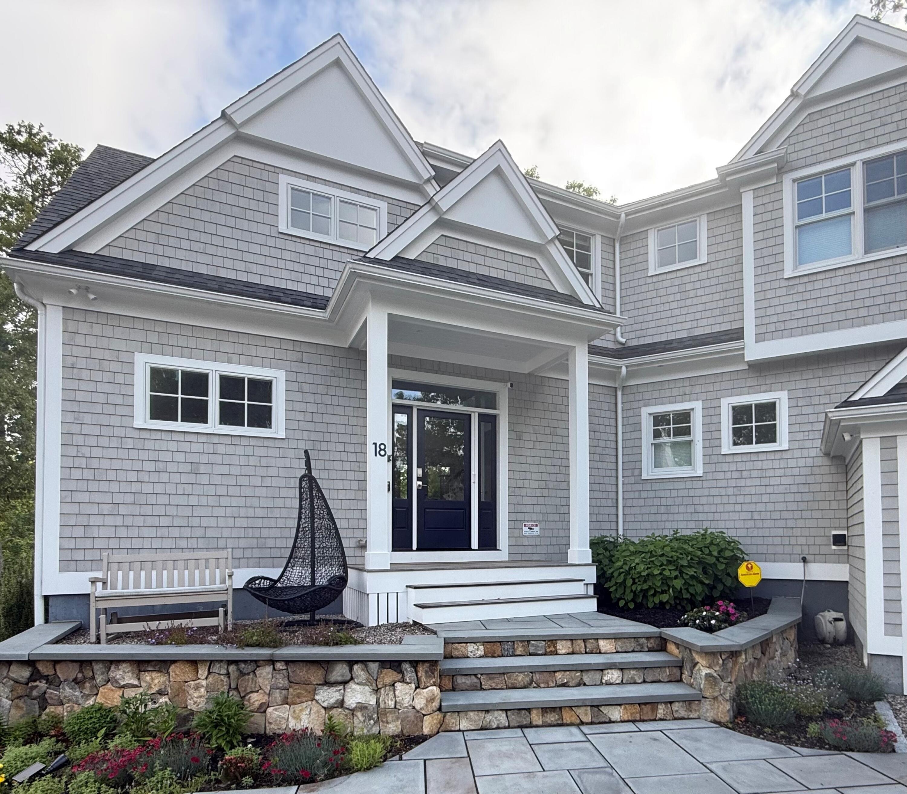 18 Spoondrift Circle Mashpee MA 02649