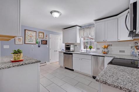 15 Melissa Avenue Mashpee MA 02649