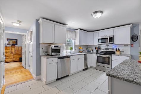 15 Melissa Avenue Mashpee MA 02649