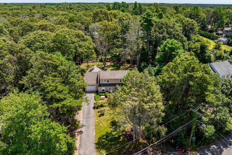 15 Melissa Avenue Mashpee MA 02649