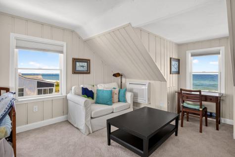 71-72 North Shore Boulevard East Sandwich MA 02537