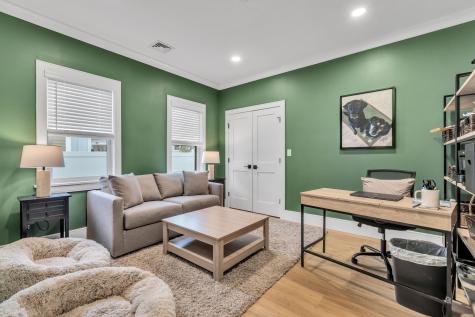 17 Josiah Path Falmouth MA 02540