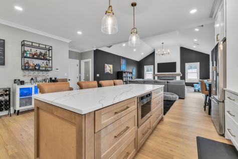 17 Josiah Path Falmouth MA 02540