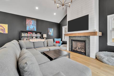 17 Josiah Path Falmouth MA 02540