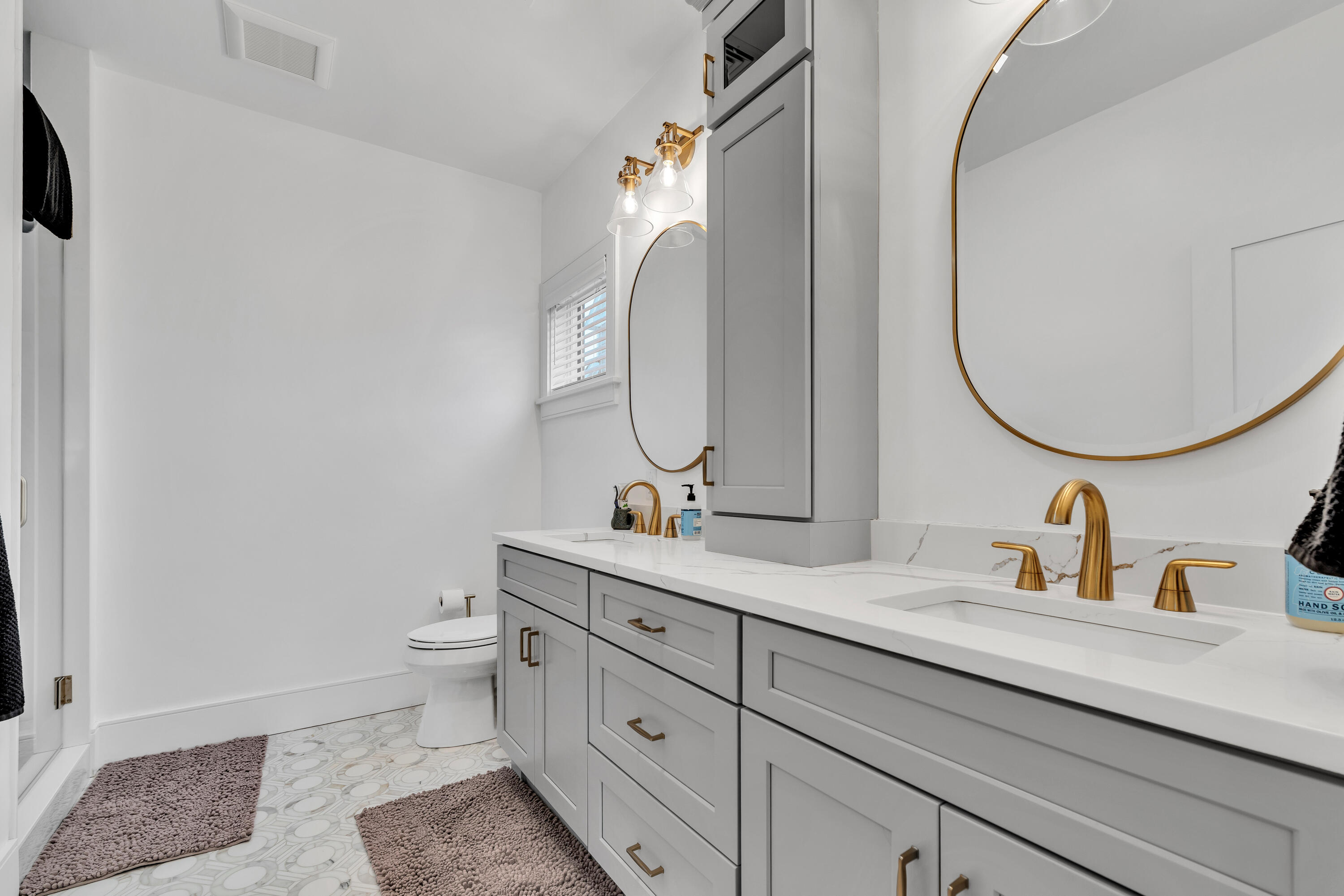 17 Josiah Path Falmouth MA 02540